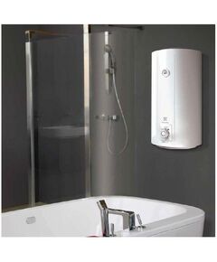 Водонагреватели: Водонагреватель Electrolux EWH 100 AXIOmatic фотографии