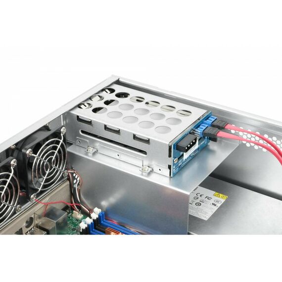 Серверный корпус INWIN R300-01 3U, форм-фактор SSI CEB, цвет черный/серебристый, материал пластик/сталь, 1 вентилятор, без Б/П, 7 слотов расширения, ширина 483 мм, высота 133 мм, глубина 559 мм, вес 17.9 кг фотографии