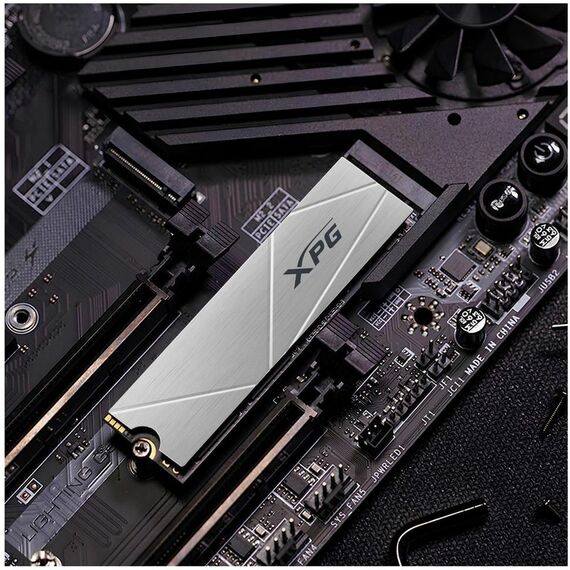 Твердотельный накопитель SSD XPG 2TB XPG GAMMIX S60 M.2 2280, PCIe Gen4x4 with NVMe, 5000/4200, MTBF 1.5M, 3D ТLC NAND, 450TBW [AGAMMIXS60-2T-CS] фотографии