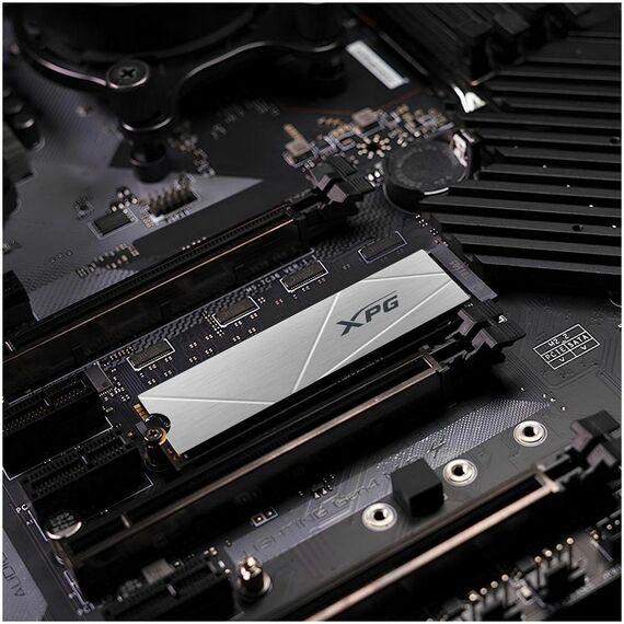 Твердотельный накопитель SSD XPG 2TB XPG GAMMIX S60 M.2 2280, PCIe Gen4x4 with NVMe, 5000/4200, MTBF 1.5M, 3D ТLC NAND, 450TBW [AGAMMIXS60-2T-CS] фотографии