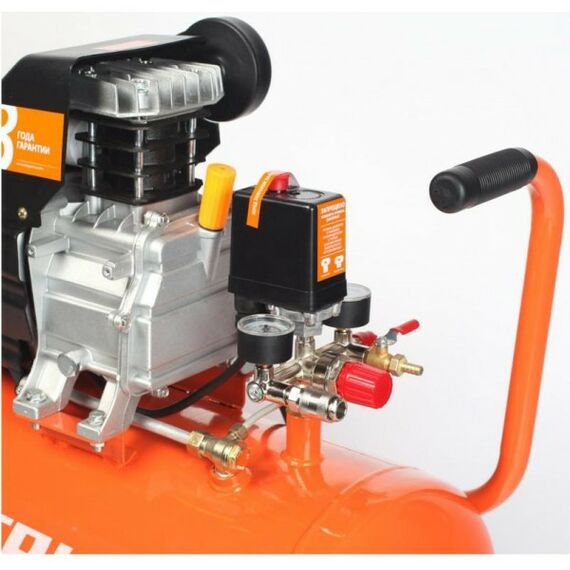 Компрессоры: Компрессор Patriot EURO 50/260 260л/мин, 8 бар, 50л, 1.8кВт, 26кг [525306367] фотографии