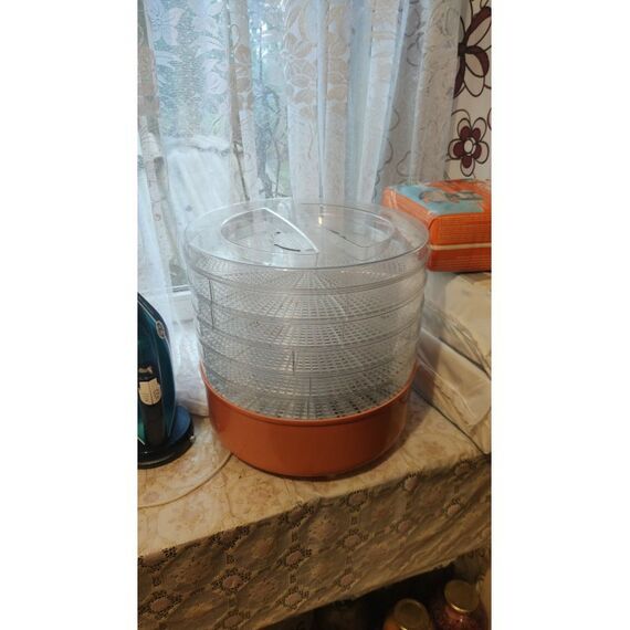 Сушки для овощей: Сушилка для овощей Ротор Дива 5 прозрачных решеток цветная упаковка фотографии