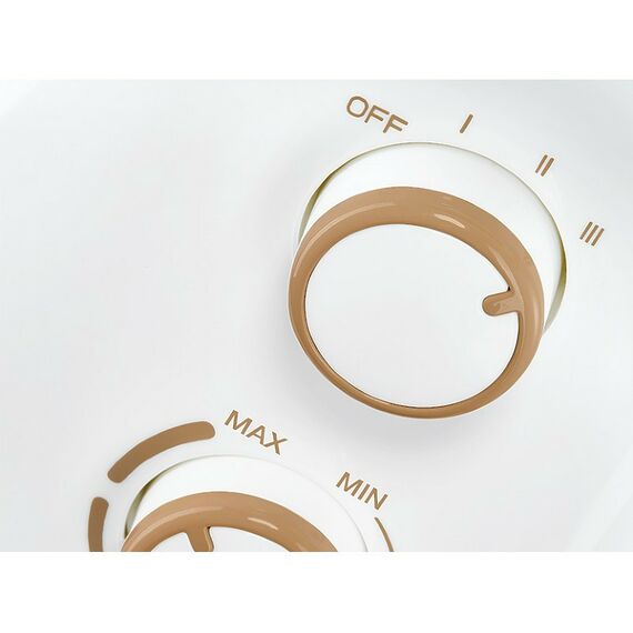 Масляные радиаторы: Масляный радиатор Electrolux Wave EOH/M-9157 мощность обогрева 1500 Вт, число секций: 7, термостат, колеса для перемещения, цвет белый фотографии