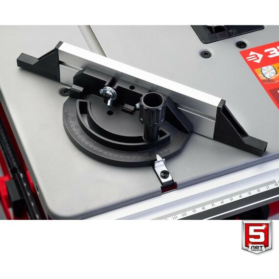 Обрабатывающие станки: Настольный распиловочный станок Зубр СРЦ-254 1900 Вт фотографии