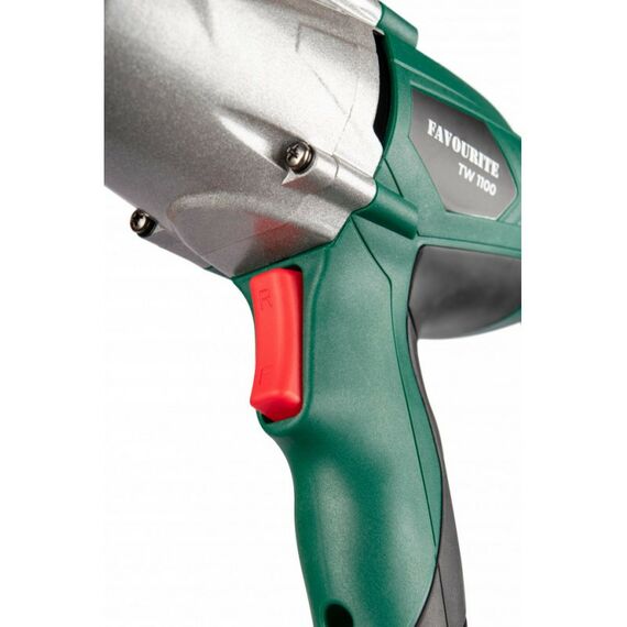 Гайковерты, отвертки: Гайковерт Favourite TW 1100 1100Вт, 2600 об/мин фотографии