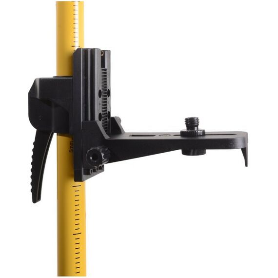 Строительные уровни: Штатив универсальный РЕСАНТА ШУ-3 адаптер 5/8"-1/4", максимальная высота 3650 мм фотографии