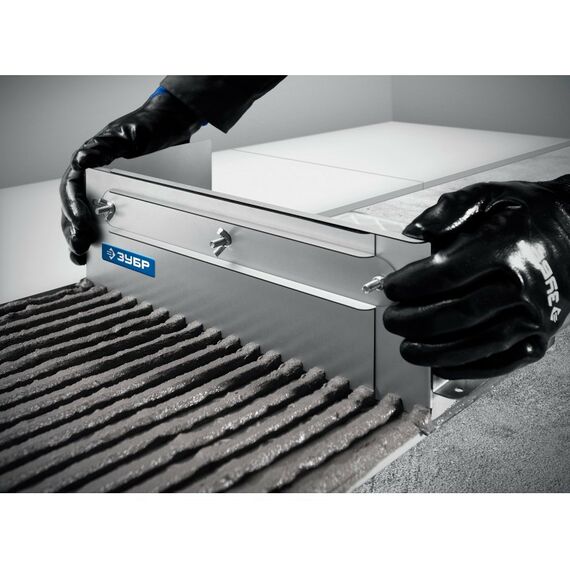 Раздвижная гребенка для плитки Зубр Профессионал зуб 10*10 мм до 600 мм, оцинкованная сталь [08045-10] фотографии