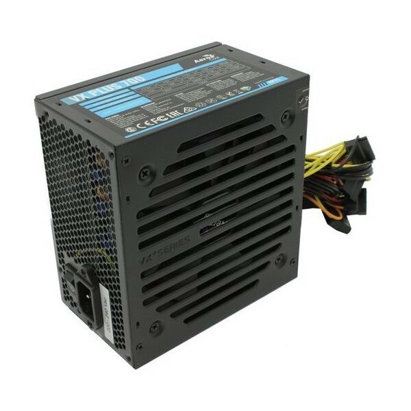 Блоки питания: Блок питания AeroCool VX-700 PLUS 700W ATX 24+2x4+2x6/8пин RTL фотографии